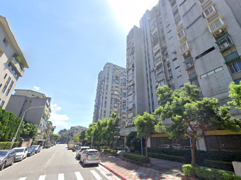 抽籤車位|近台北小巨蛋站|龍城公有市場