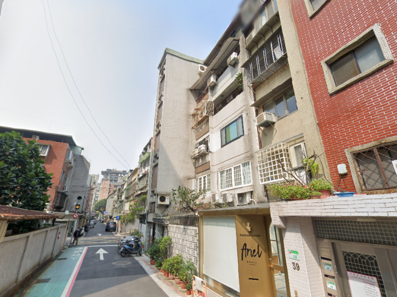 [華廈]南京商圈|近捷運台北小巨蛋站|中崙高中