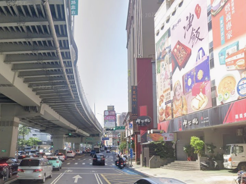 【百坪商辦】中原站８分鐘｜大面寬１樓