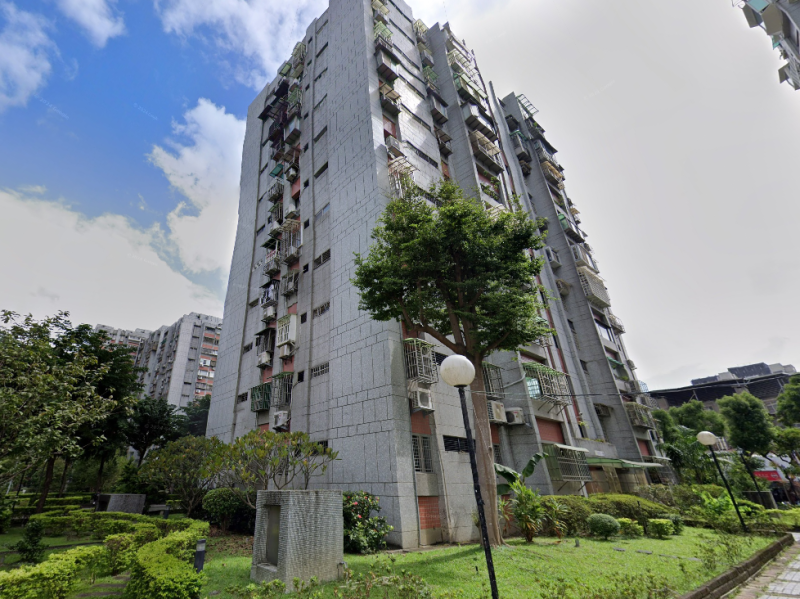 捷運台北小巨蛋6分鐘|龍城公有市場|民生國小