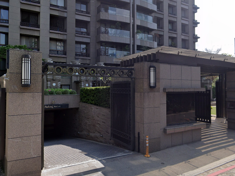 【景觀附雙車位】近捷運忠孝新生站7分鐘|臺北商業大學|華山市場