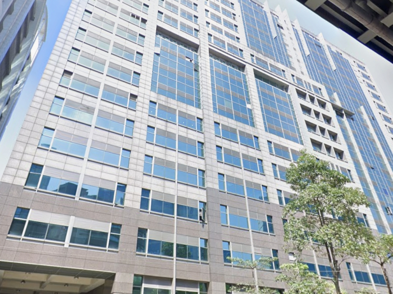 【百坪商辦】中原站８分鐘｜大面寬１樓