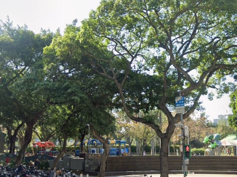 未來廈安站８分鐘｜萬坪公園３房｜近南機場、雙和市場