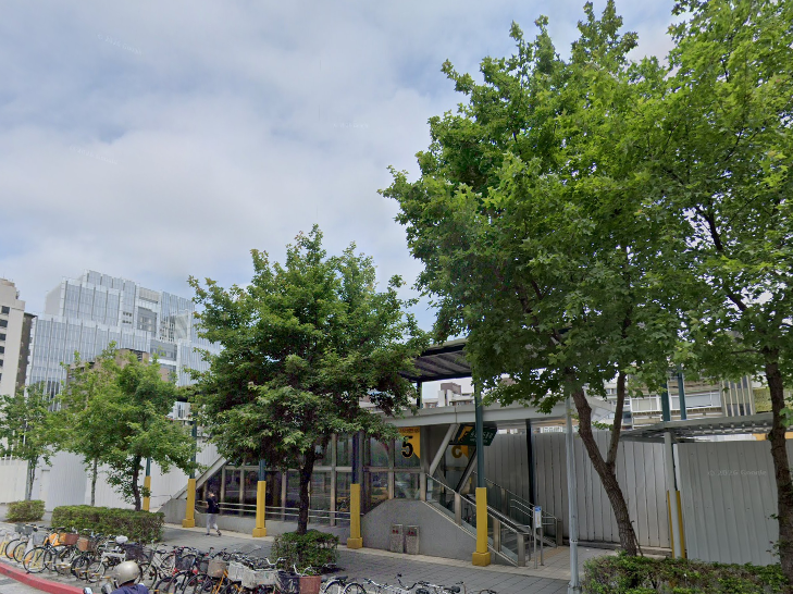 抽籤車位|近台北小巨蛋站|龍城公有市場