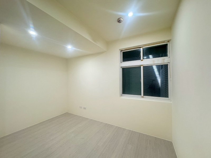 M61藝文邊間二房車*