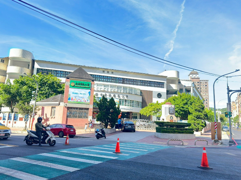 M63三民公園美三房*