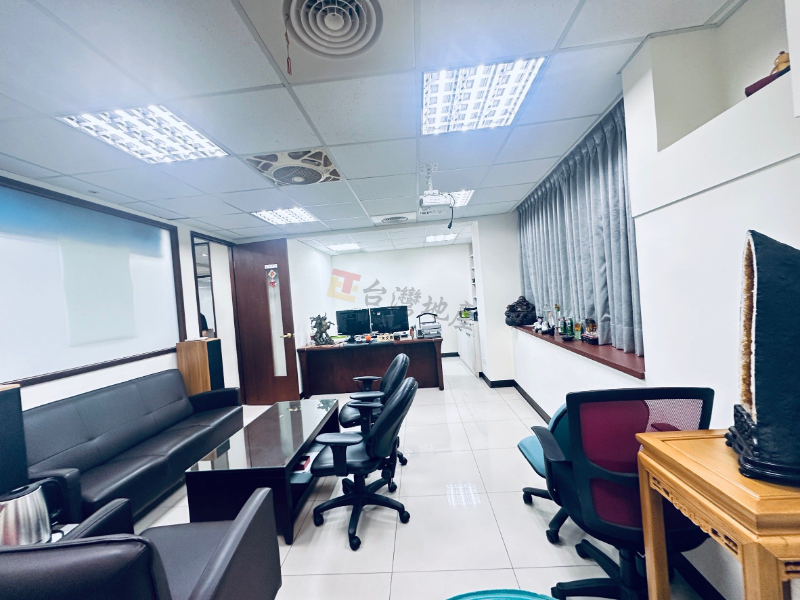 L10 永和黃金電梯三角窗