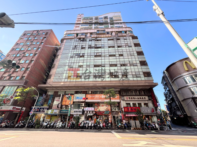 L16 永安市場對面電梯樓中樓*