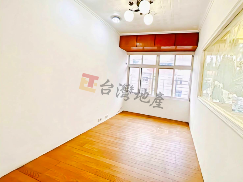 K71 七張邊間5房樓中樓*