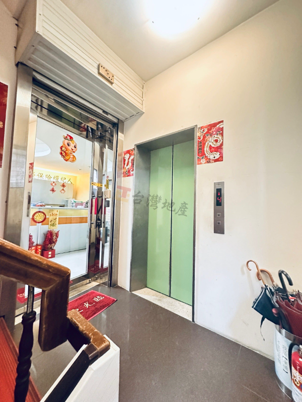 L10 永和黃金電梯三角窗