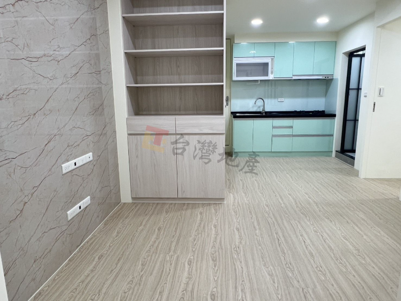 F13 迪化三房免爬高