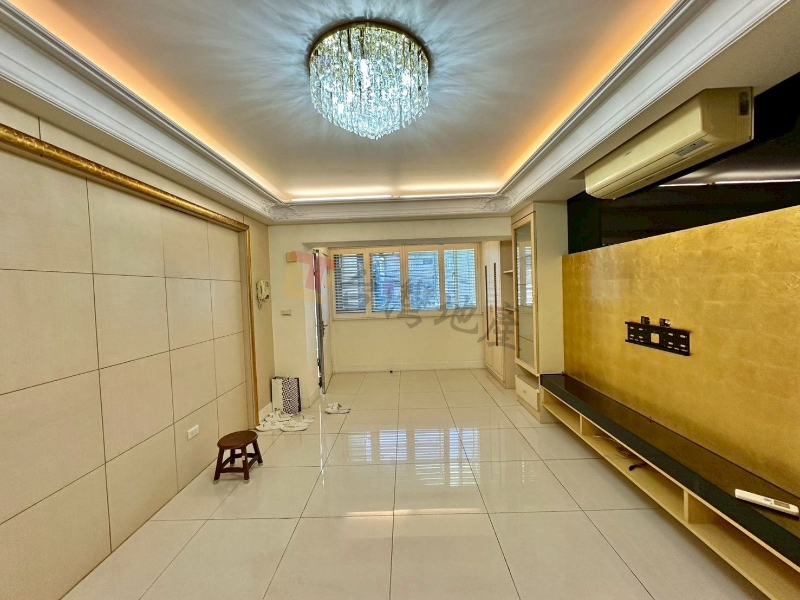 A09忠孝復興電梯華廈邊間大四房*