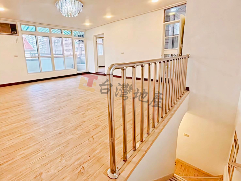 K71 七張邊間5房樓中樓*