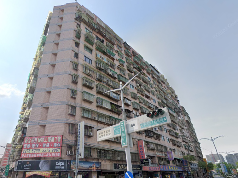 宏泰商業市場|近捷運幸福站|昌隆國小