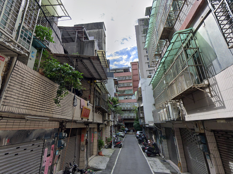 【透天６３坪】土地２４坪｜近正隆廣場、中原站